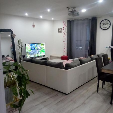Au P'Tit Bonheur Apartment Saint-Rambert-d'Albon Ngoại thất bức ảnh