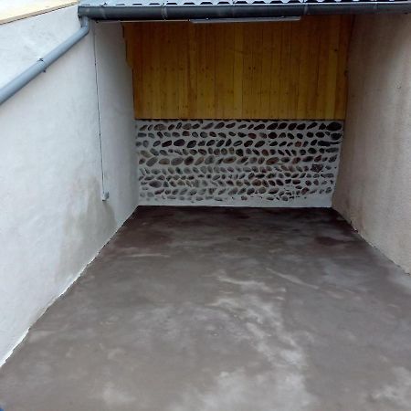 Au P'Tit Bonheur Apartment Saint-Rambert-d'Albon Ngoại thất bức ảnh