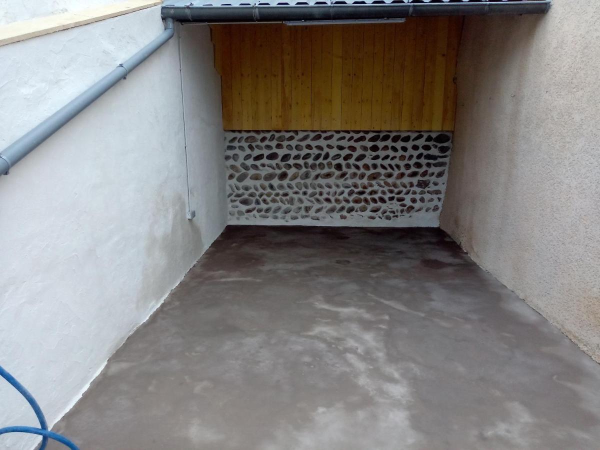 Au P'Tit Bonheur Apartment Saint-Rambert-d'Albon Ngoại thất bức ảnh